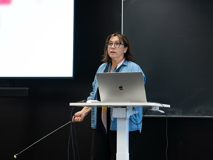 How do cells make decisions? A conversation with Luisa Arispe